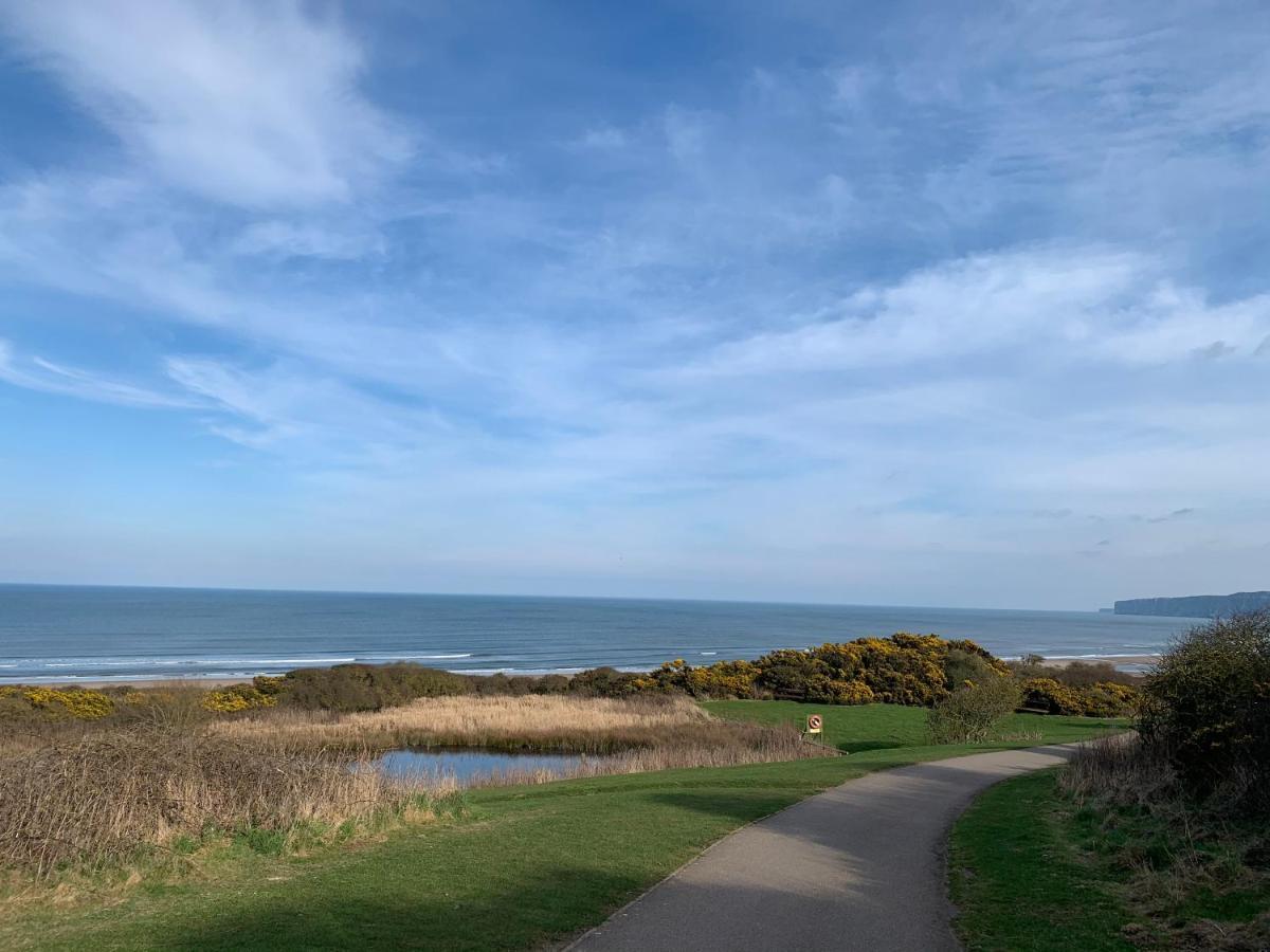 The Bay, Filey, Moonshine Cottage Exteriör bild