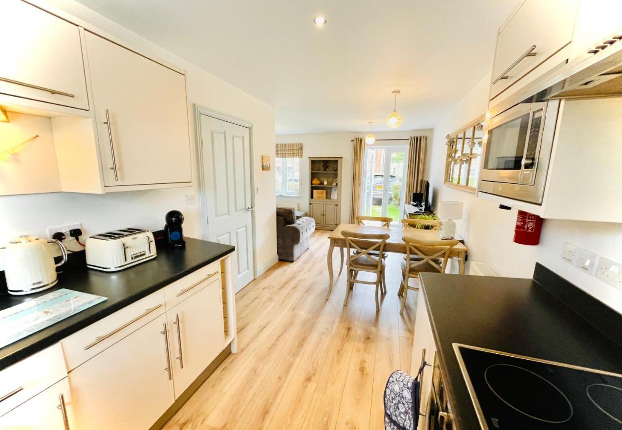 The Bay, Filey, Moonshine Cottage Exteriör bild
