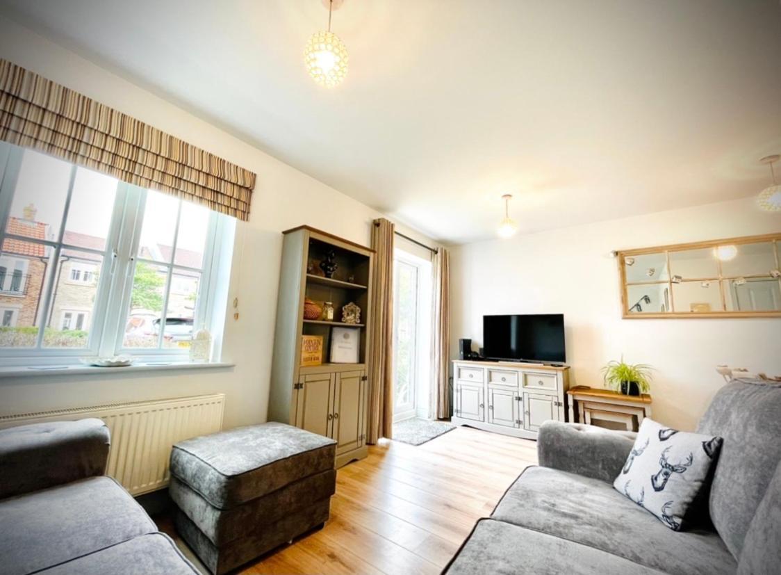 The Bay, Filey, Moonshine Cottage Exteriör bild